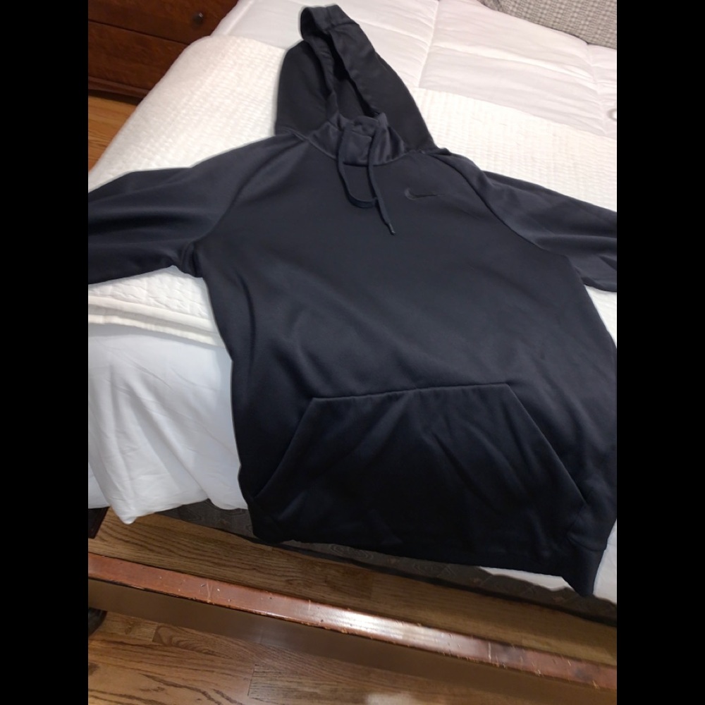 Nike sweatshirt
